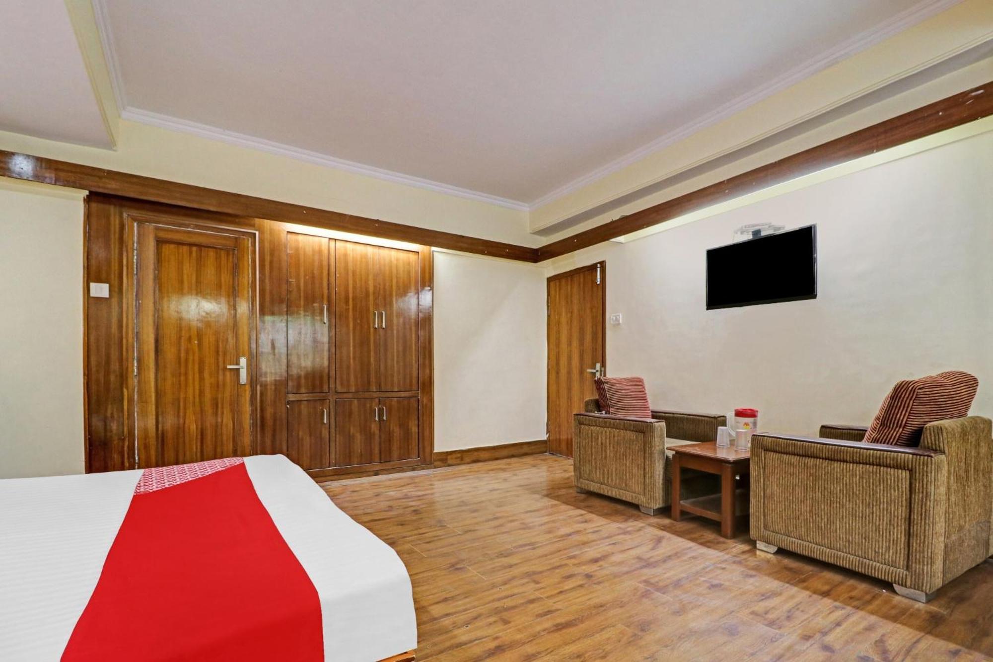 OYO Flagship 82956 Hotel Yadgar Shimla Exterior foto
